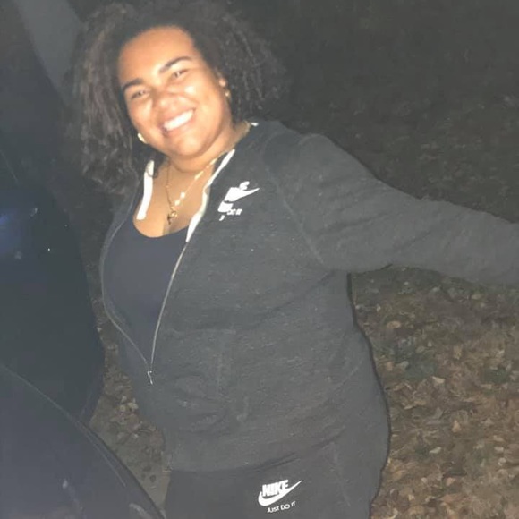 Meet your Posher, Tatyana - Picture 2 of 3